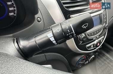 Седан Hyundai Accent 2012 в 