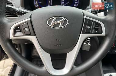 Седан Hyundai Accent 2012 в 