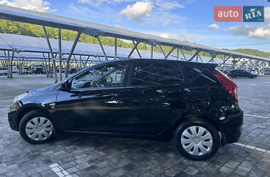 Хэтчбек Hyundai Accent 2012 в 
