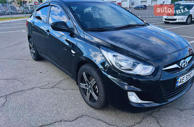 Седан Hyundai Accent 2011 в Дніпрі