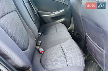 Седан Hyundai Accent 2011 в 