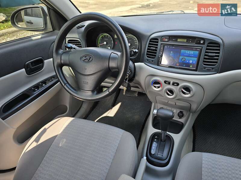 Седан Hyundai Accent 2008 в Запоріжжі