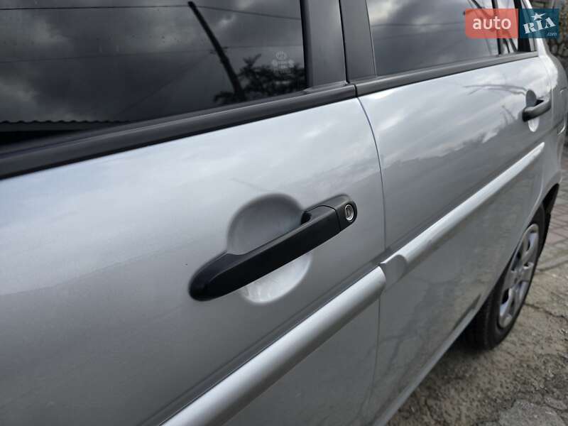 Седан Hyundai Accent 2008 в Запоріжжі