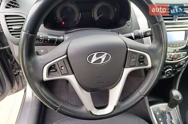 Седан Hyundai Accent 2011 в 