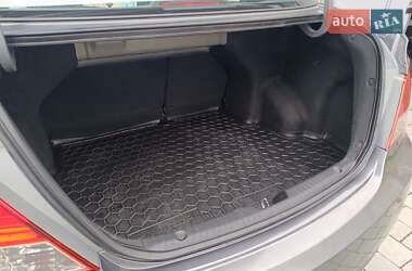 Седан Hyundai Accent 2011 в 