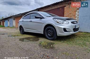 Седан Hyundai Accent 2011 в 