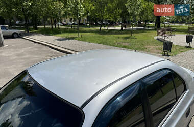 Лифтбек Hyundai Accent 2005 в 