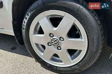 Лифтбек Hyundai Accent 2005 в 