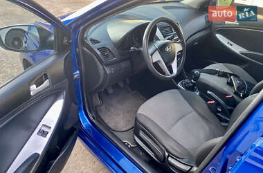 Седан Hyundai Accent 2011 в 