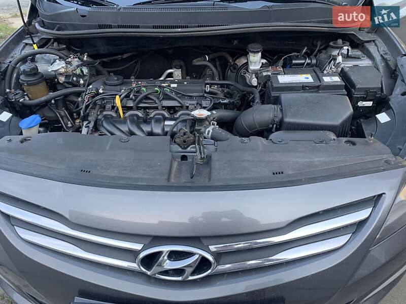Седан Hyundai Accent 2016 в Киеве