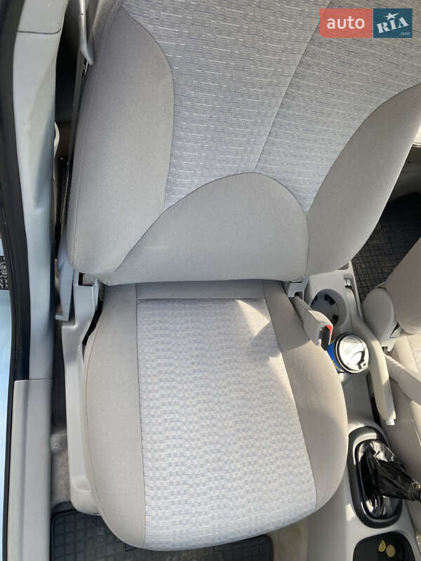 Седан Hyundai Accent 2008 в Харькове