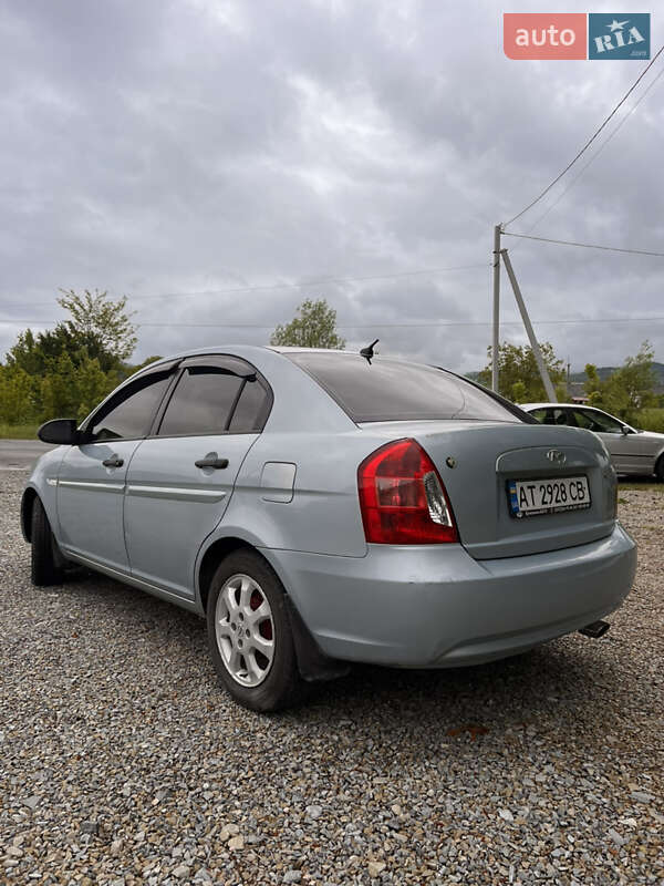 Седан Hyundai Accent 2008 в Надворной