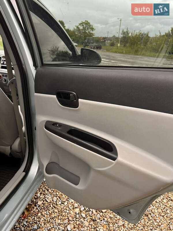 Седан Hyundai Accent 2008 в Надворной