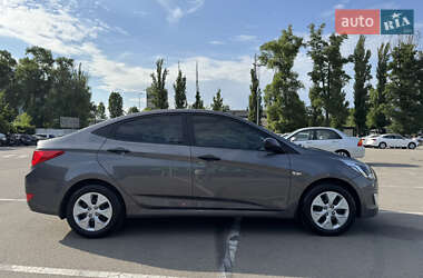 Седан Hyundai Accent 2016 в 