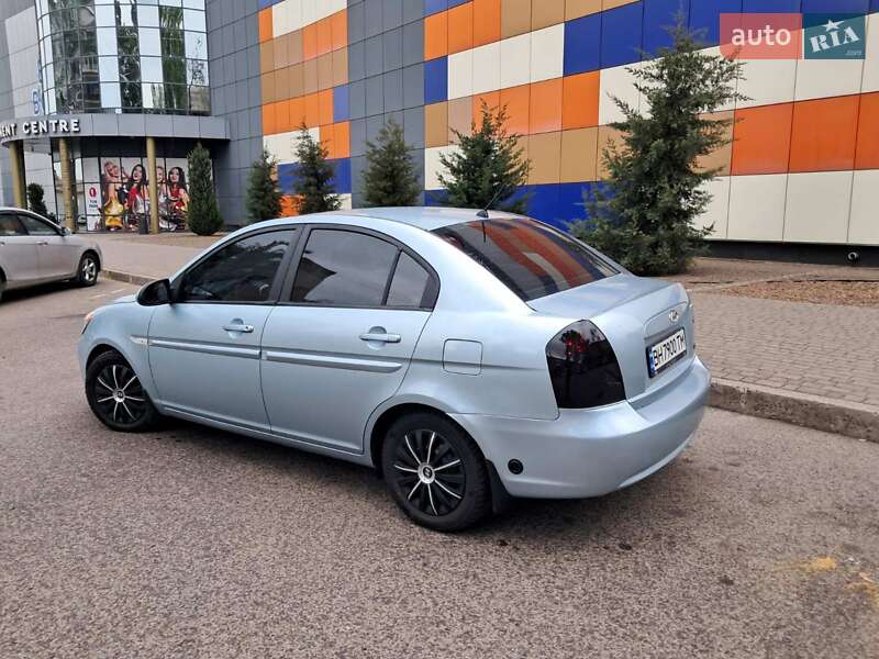 Седан Hyundai Accent 2007 в Дніпрі