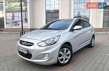 Седан Hyundai Accent 2011 в Днепре