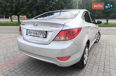 Седан Hyundai Accent 2011 в 