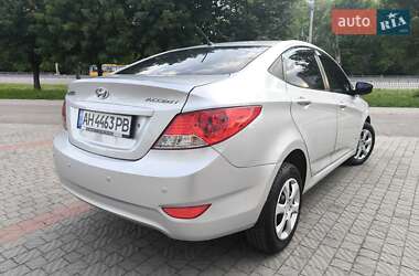 Седан Hyundai Accent 2011 в 