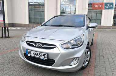 Седан Hyundai Accent 2011 в 