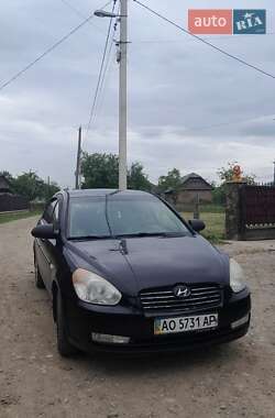 Хэтчбек Hyundai Accent 2008 в Ужгороде