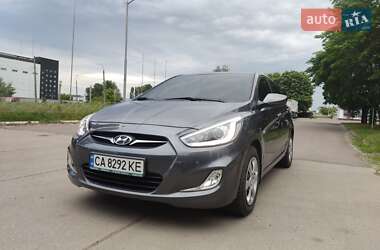 Седан Hyundai Accent 2013 в 