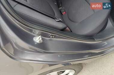Седан Hyundai Accent 2013 в 