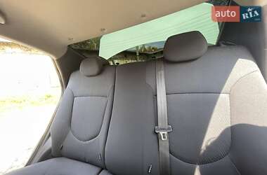 Седан Hyundai Accent 2012 в 