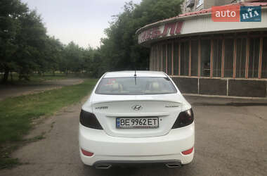 Седан Hyundai Accent 2013 в 