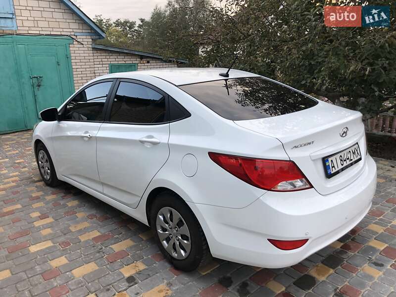 Седан Hyundai Accent 2016 в Гайсине