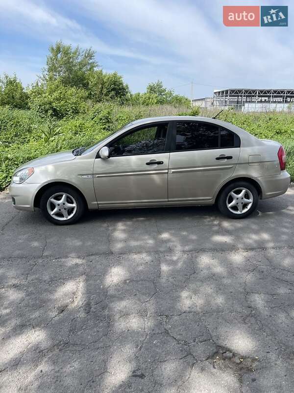 Седан Hyundai Accent 2008 в 