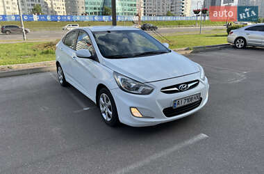 Седан Hyundai Accent 2011 в 