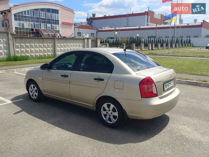 Седан Hyundai Accent 2007 в Малине
