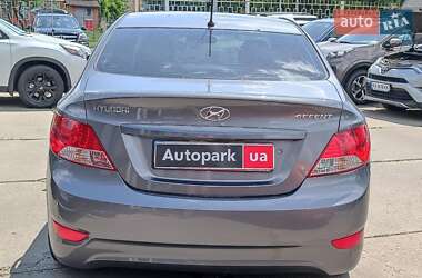 Седан Hyundai Accent 2011 в 