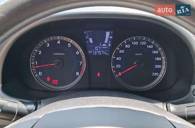 Седан Hyundai Accent 2011 в 