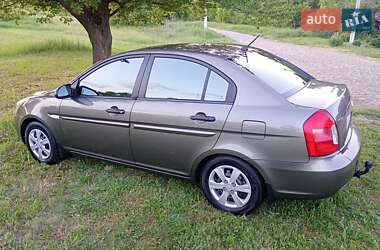 Седан Hyundai Accent 2009 в 