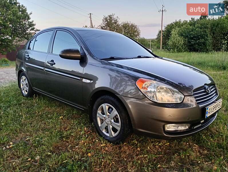 Седан Hyundai Accent 2009 в 