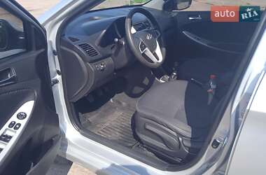 Седан Hyundai Accent 2012 в 