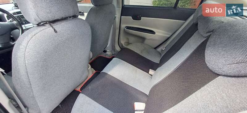 Седан Hyundai Accent 2008 в Харкові фото 2 Седан Hyundai Accent 2008 в Харкові