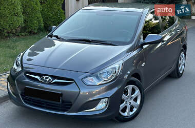Седан Hyundai Accent 2012 в Одесі