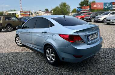 Седан Hyundai Accent 2011 в 