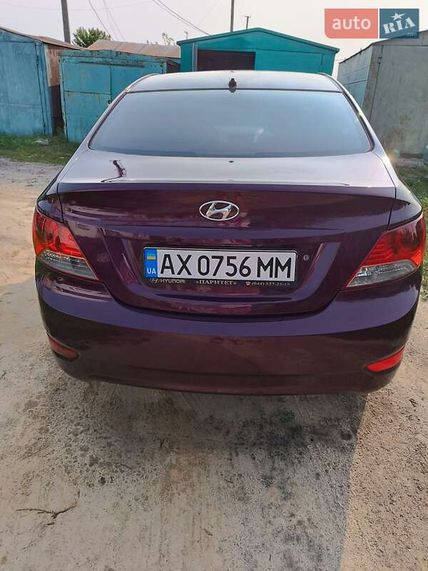 Седан Hyundai Accent 2011 в Чугуєві фото 4 Седан Hyundai Accent 2011 в Чугуєві
