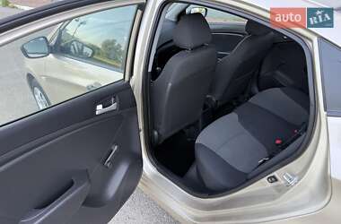 Седан Hyundai Accent 2011 в 