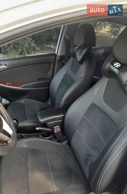 Седан Hyundai Accent 2016 в 