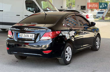 Седан Hyundai Accent 2011 в 