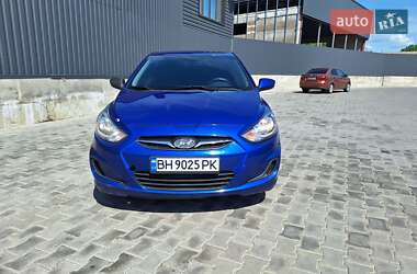 Седан Hyundai Accent 2012 в 