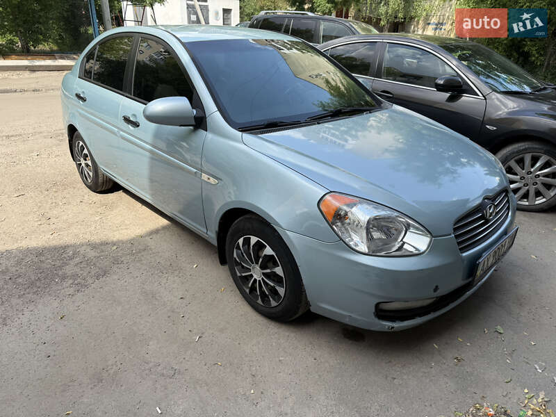 Hyundai Accent 2008