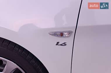 Седан Hyundai Accent 2013 в 