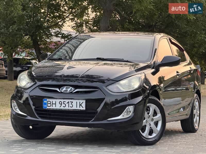 Седан Hyundai Accent 2012 в Одессе