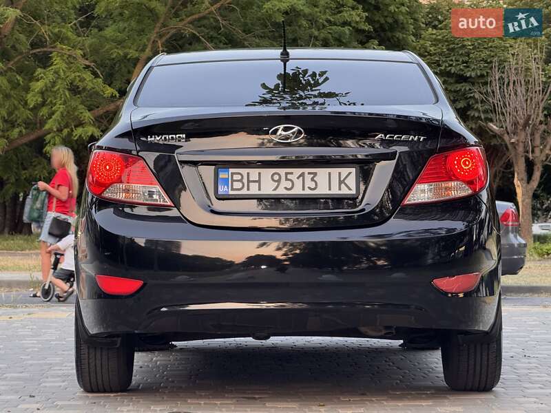 Седан Hyundai Accent 2012 в Одессе