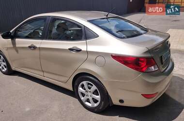 Седан Hyundai Accent 2011 в Киеве